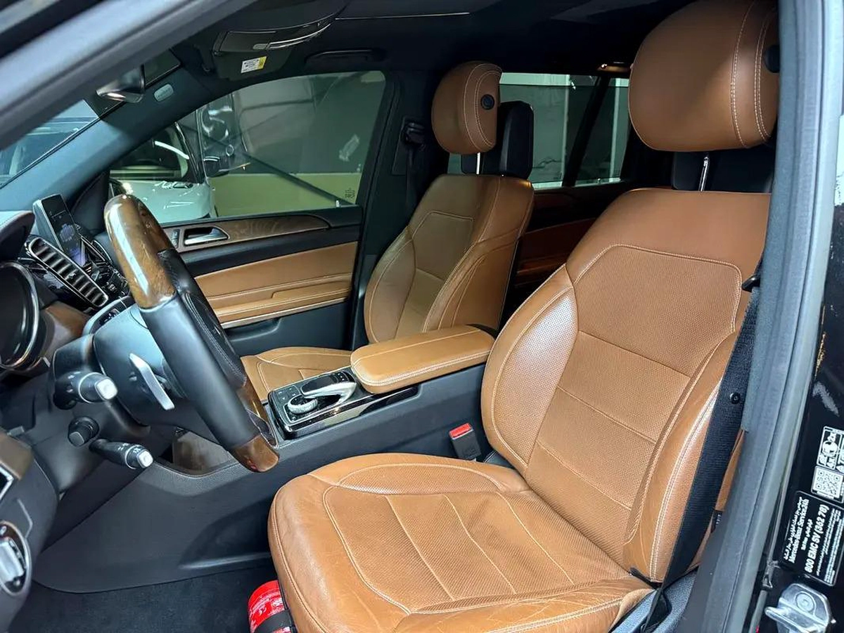 Mercedes-Benz GLS 500 | 4.7L V8 | 2018, GCC Specs-11-11
