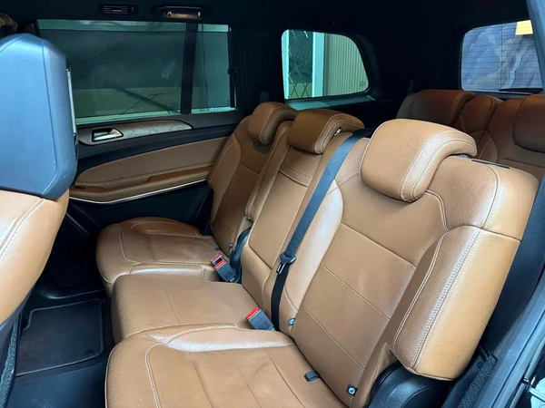 Mercedes-Benz GLS 500 | 4.7L V8 | 2018, GCC Specs