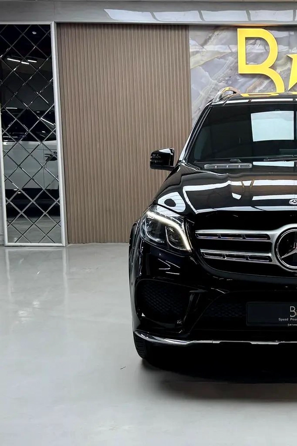 Mercedes-Benz GLS 500 | 4.7L V8 | 2018, GCC Specs
