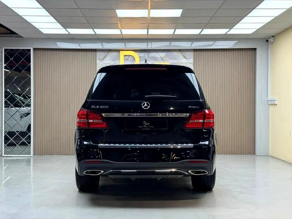Mercedes-Benz GLS 500 | 4.7L V8 | 2018, GCC Specs