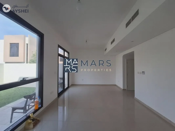 **Modern 2-Bedroom Townhouse for Rent in Nasma Residences 