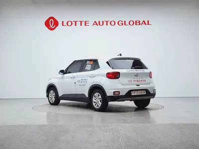 Hyundai Venue 2022 Korean Specs - Compact SUV in Excellent Condition-3