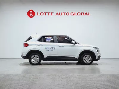 Hyundai Venue 2022 Korean Specs - Compact SUV in Excellent Condition-6