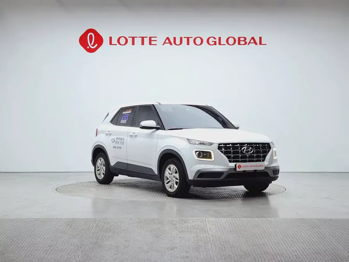 Hyundai Venue 2022 Korean Specs - Compact SUV in Excellent Condition-7-7