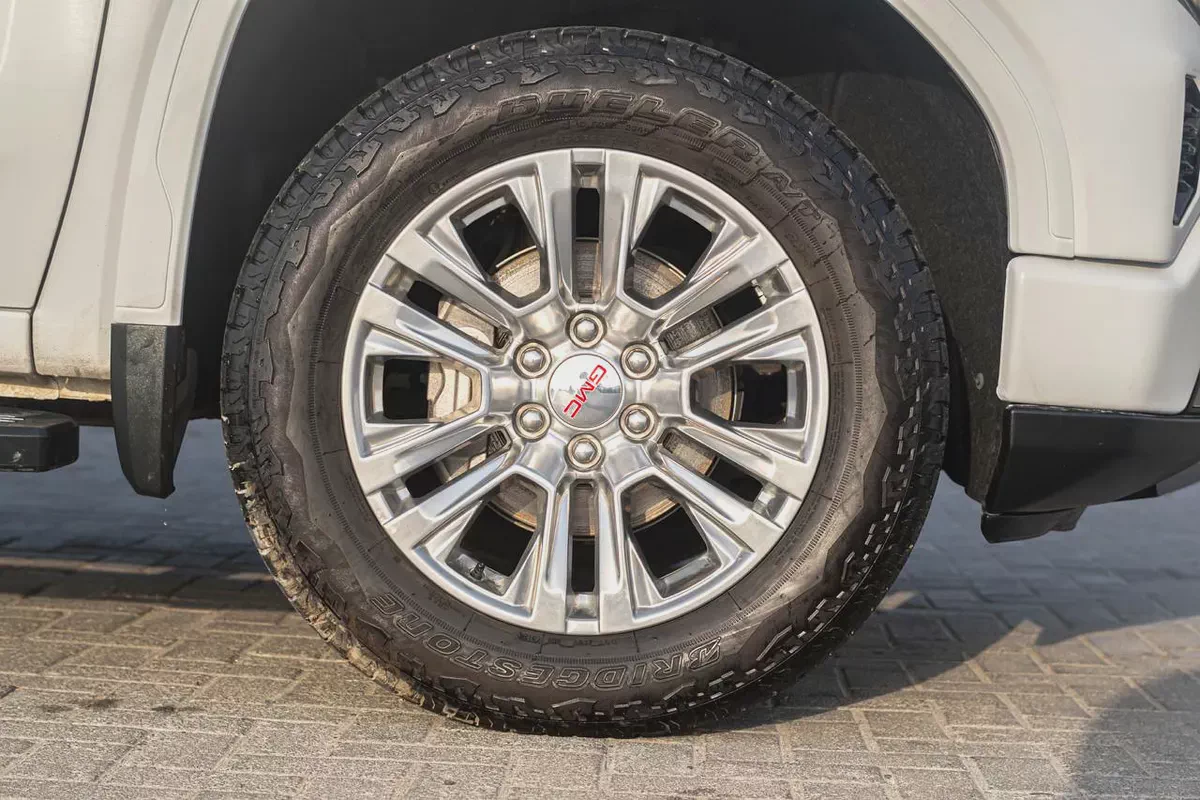 2023 GMC Sierra 1500 Denali | American Specs | Pristine Condition-7-7