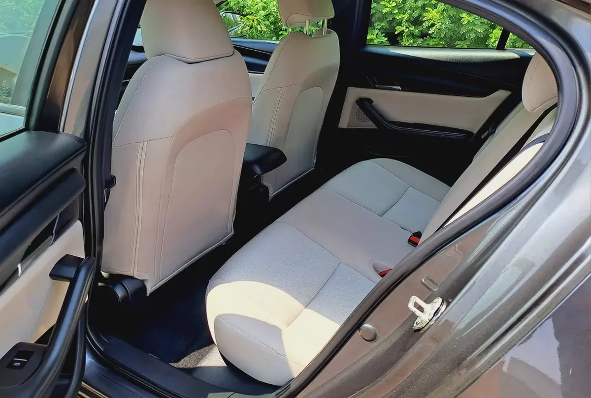 858/- Monthly Mazda-3 2025 I GCC I Cruise, Camera, GPS I Accident Free-9-9