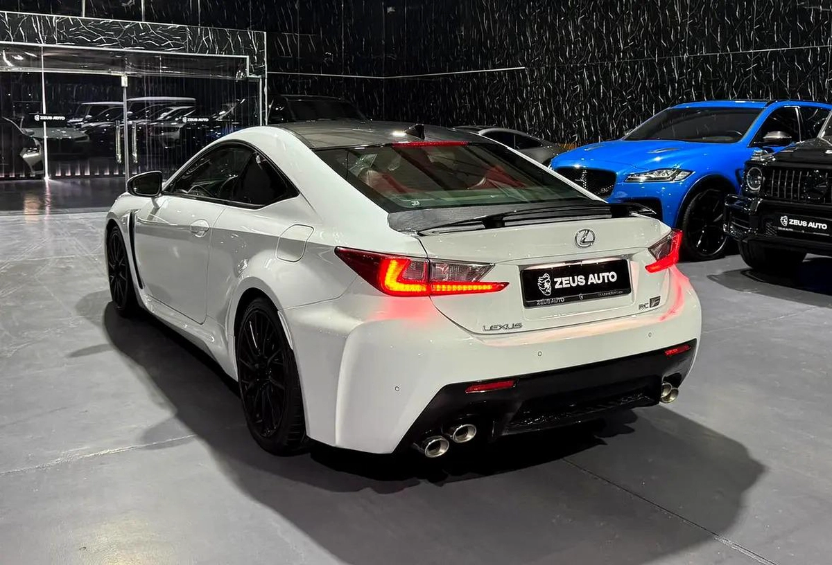2016 Lexus RC F Carbon Edition | GCC Specs | Performance V8-14-14