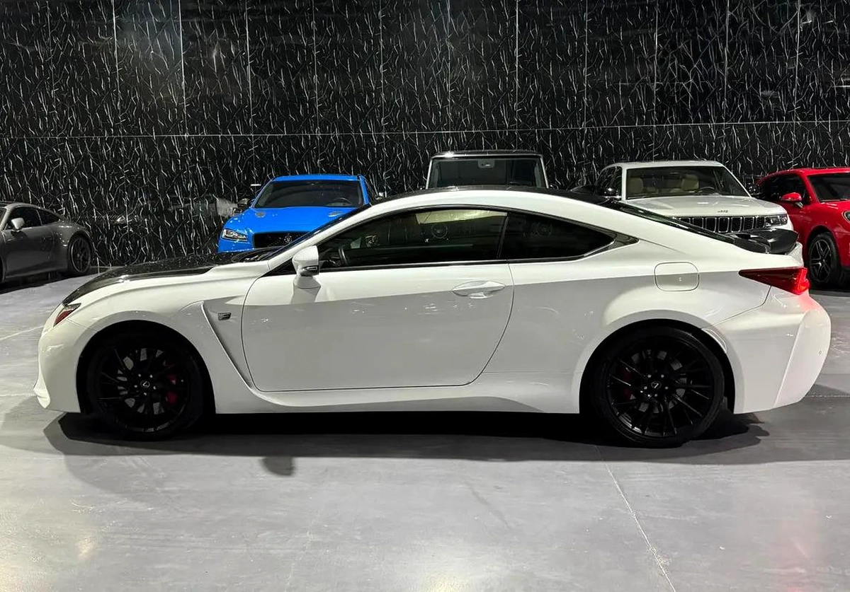 2016 Lexus RC F Carbon Edition | GCC Specs | Performance V8-4-4