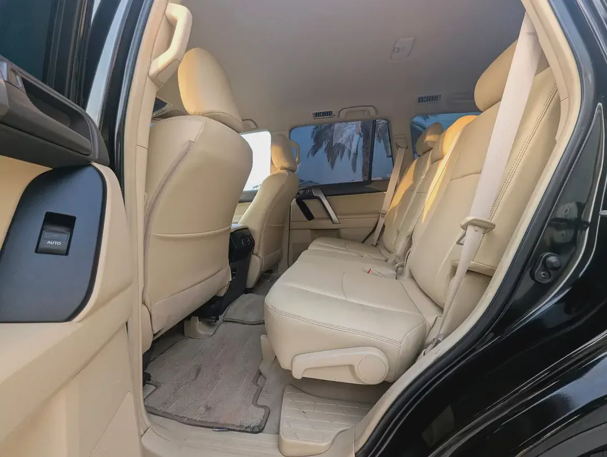 Toyota Prado TXL 2016 | GCC Specs | Well Maintained Interior and Exterior Excellent Condition-12-12