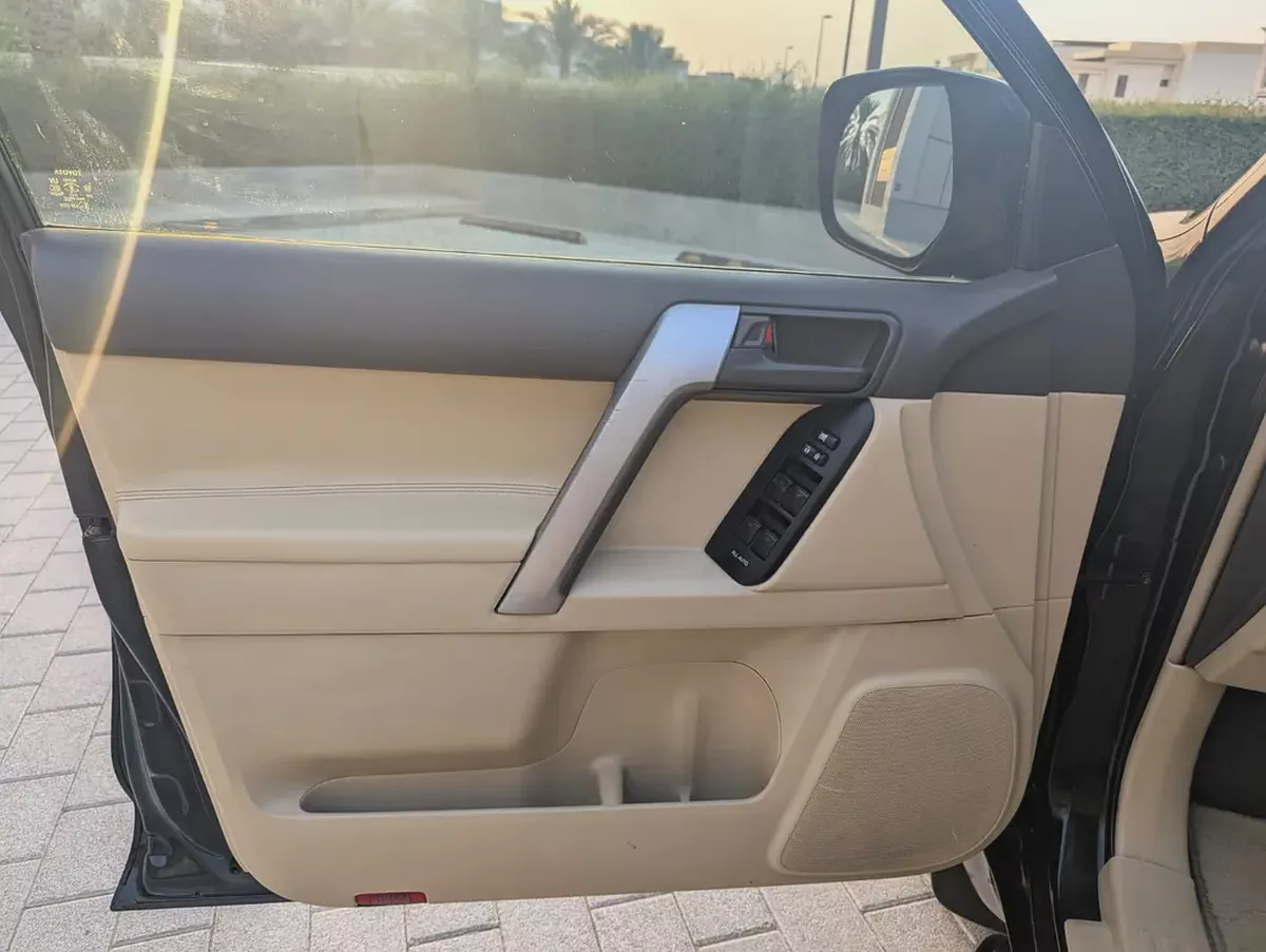 Toyota Prado TXL 2016 | GCC Specs | Well Maintained Interior and Exterior Excellent Condition-14-14
