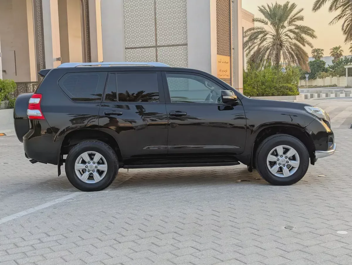 Toyota Prado TXL 2016 | GCC Specs | Well Maintained Interior and Exterior Excellent Condition-7-7