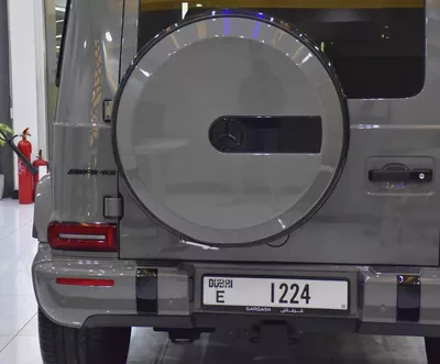 ( EXTENDED WARRANTY - GARGASH / 07-11-28 or 105,000 KM ) ORIGINAL PAINT / Mercedes Benz G550 - 2024-8