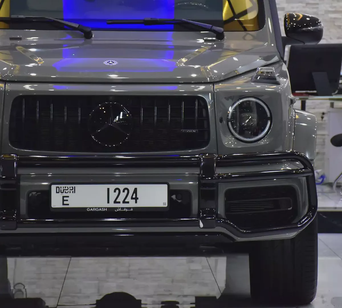 ( EXTENDED WARRANTY - GARGASH / 07-11-28 or 105,000 KM ) ORIGINAL PAINT / Mercedes Benz G550 - 2024-4-4
