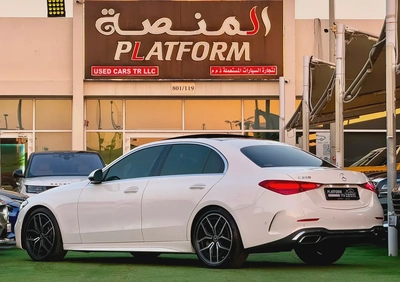 Mercedes C200 2022 | GCC Specs | Original Paint Pristine Condition-1