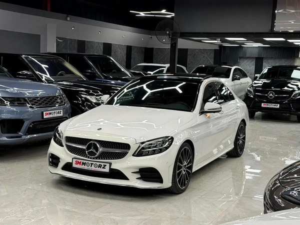 AMG Full Option | Low Kms | Apple Car Play | Full Service History | Warranty | GCC Specs