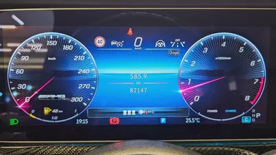 MERCEDES BENZ - G63 AMG - DOUBLE NIGHT PACKAGE - 2025 MODEL - GCC SPECS - 82000KM - GRAY COLOR-3