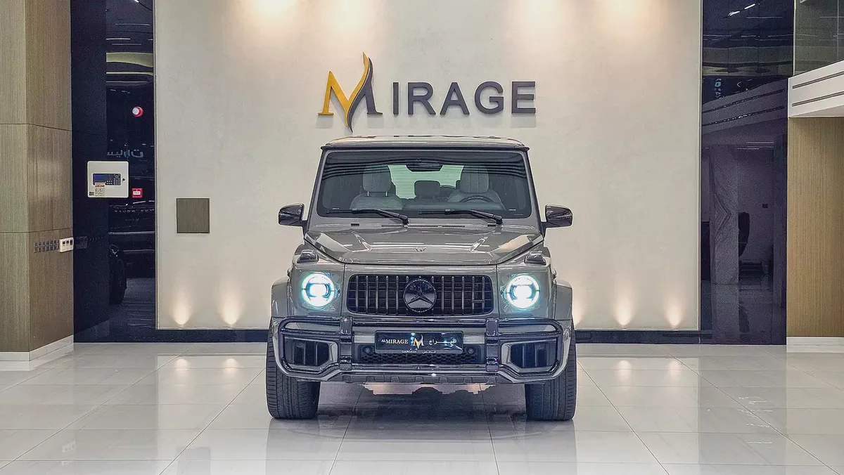 MERCEDES BENZ - G63 AMG - DOUBLE NIGHT PACKAGE - 2025 MODEL - GCC SPECS - 82000KM - GRAY COLOR-11-11