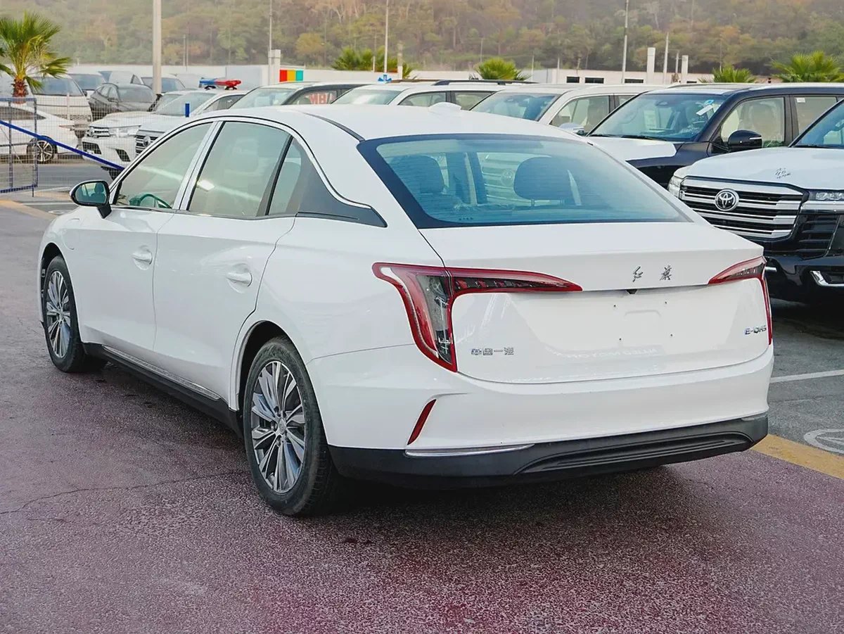 (EXPORT ONLY) HONGQI E-QM5 2024 ELECTRIC SEDAN CHINESE SPECS BRAND NEW 0KM-5-5