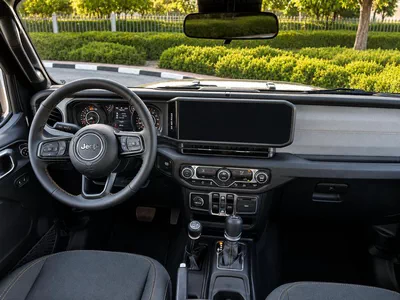 Jeep Wrangler Unlimited SPORT 2.0L A/T-4