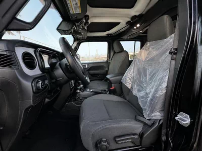 Jeep Wrangler Unlimited SPORT 2.0L A/T-5