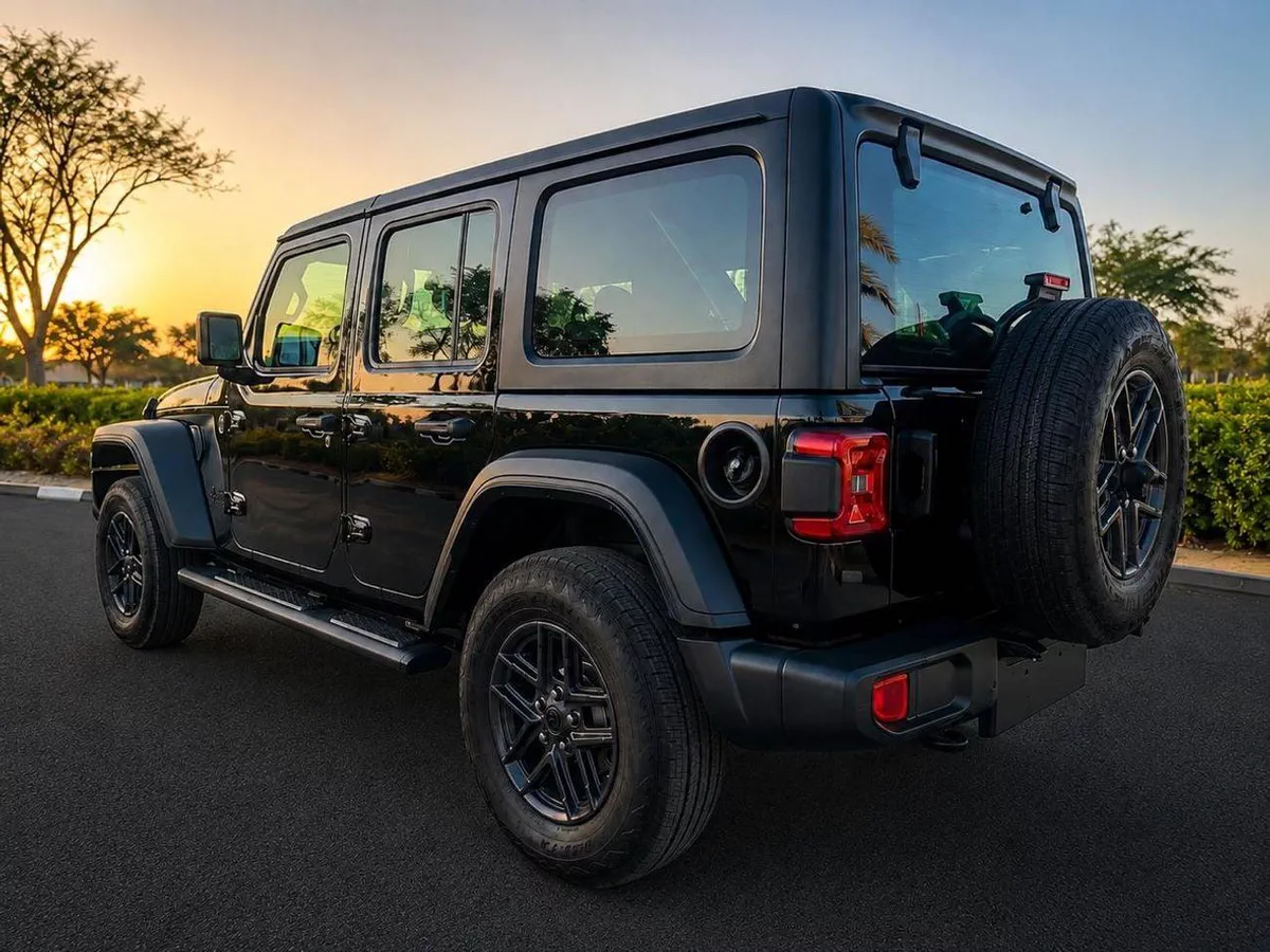 Jeep Wrangler Unlimited SPORT 2.0L A/T-2-0