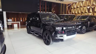 Land Rover Defender 130 HSE P400-2
