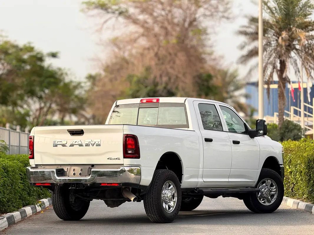 RAM 2500 Bighorn 2025 - GCC Specs - Brand New-8-8
