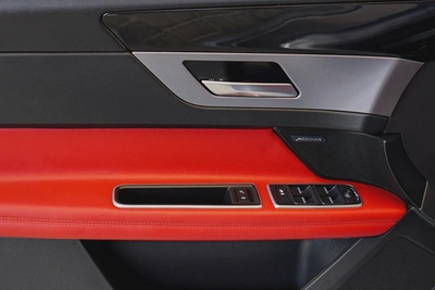 Jaguar XF 2020-24