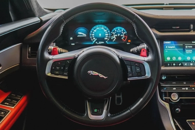Jaguar XF 2020-11