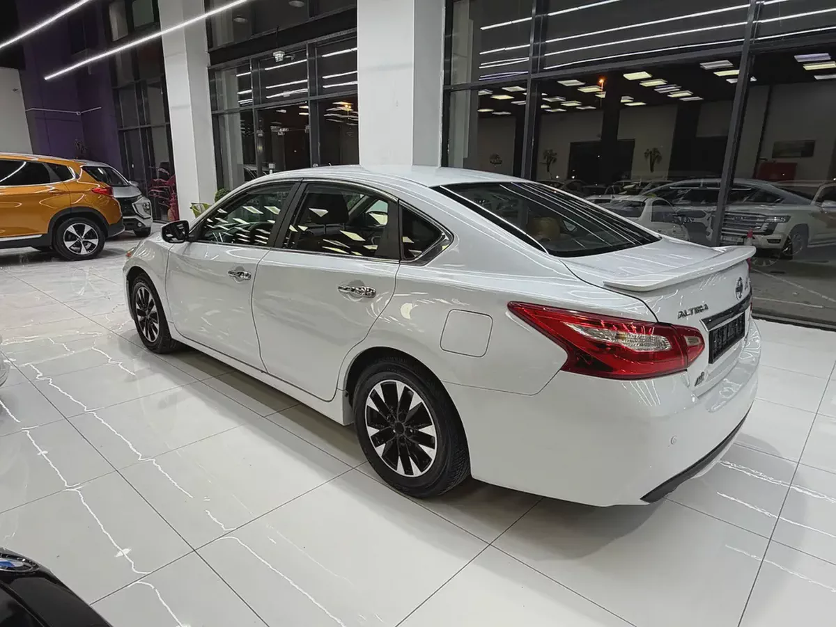 Nissan Altima SV 2017 GCC Specs TAXI-4-4