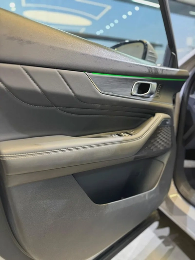 2023 CHANGAN UNI K  PLATINUM WITH 360 DEGREE CAMERA/FULLY LOADED BRAND NEW ZERO KM-10