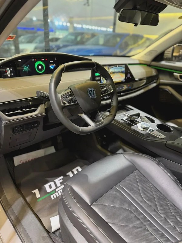 2023 CHANGAN UNI K  PLATINUM WITH 360 DEGREE CAMERA/FULLY LOADED BRAND NEW ZERO KM