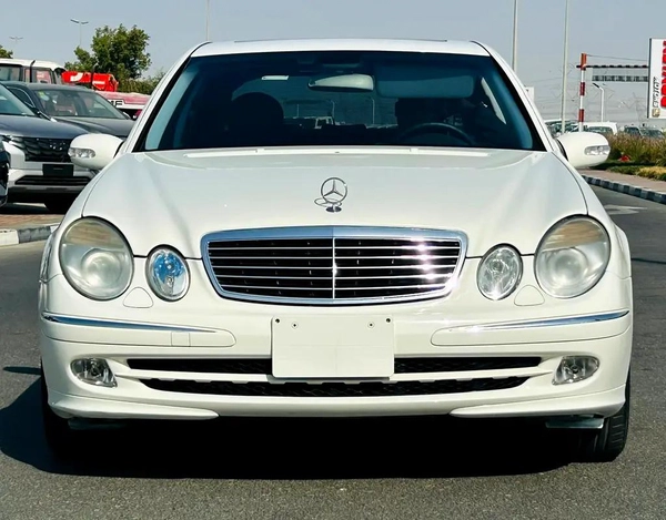 BENZ E240 | 2002 | CLEAN CAR FRESH JAPAN IMPORT