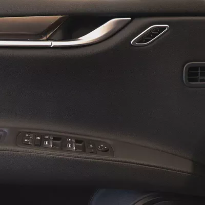 AED 2,874 P.M • 0% Downpayment •  Maserati Ghibli GT Hybrid • 1 Year Warranty-11