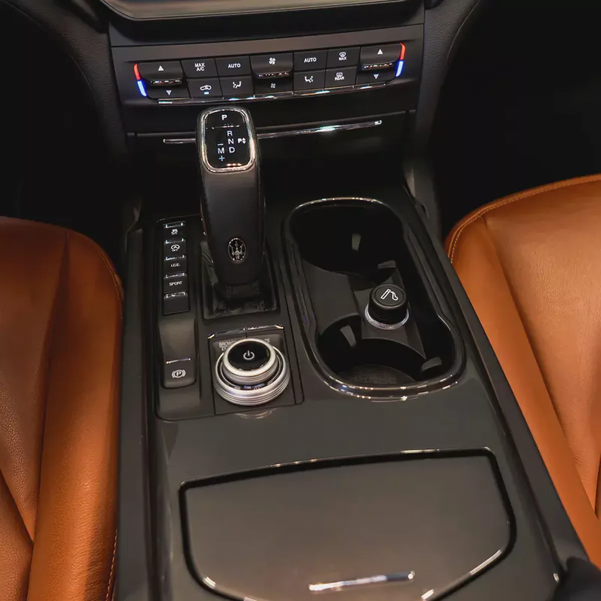 AED 2,874 P.M • 0% Downpayment •  Maserati Ghibli GT Hybrid • 1 Year Warranty-10-10