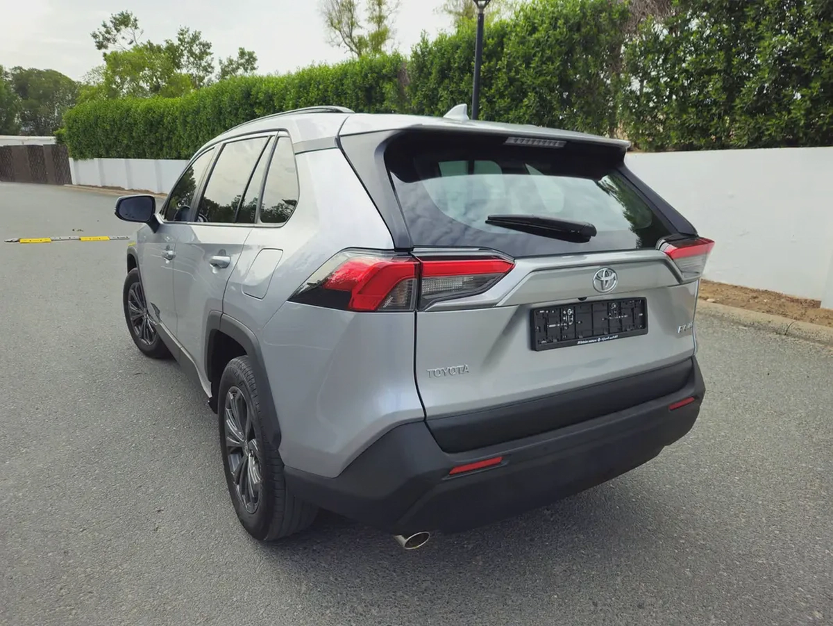 Toyota rav4 Gcc Cash, Inhouse finance &  Bank finance etc | Single owner-1-1