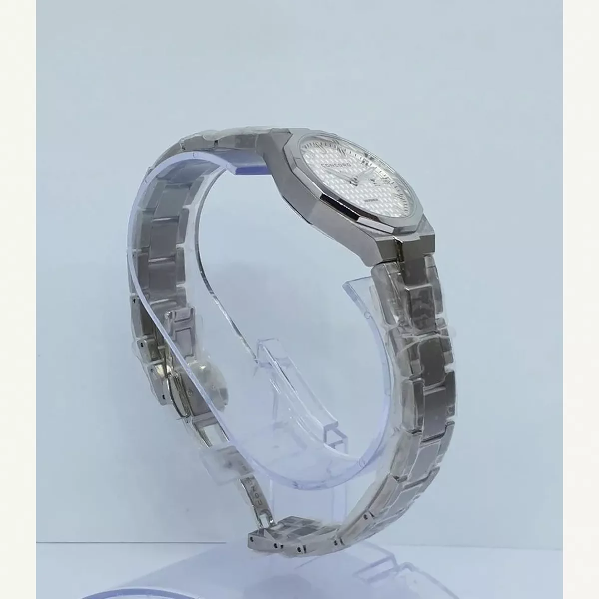Concord Mariner | Silver Dial 30mm Full Steel - Quartz | condition: New | Year of production 2025 | No original box | No original papers-7-7