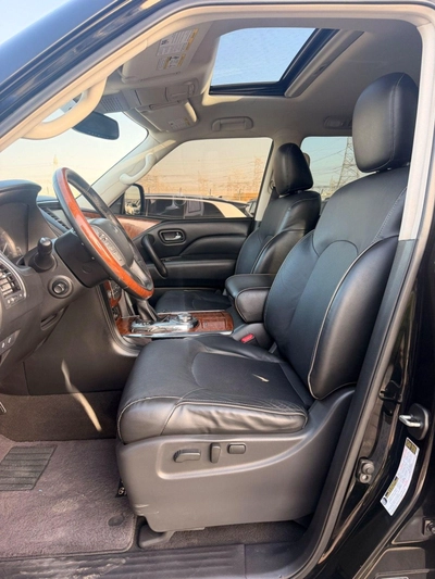 Infiniti QX80 LUXURY 4WD Full option-12