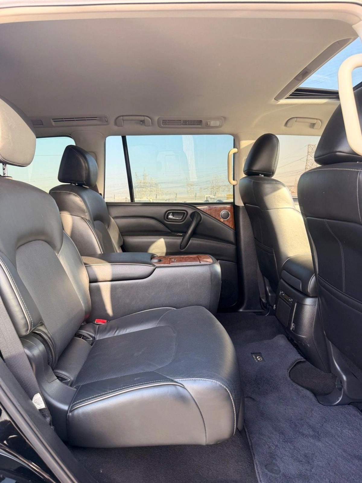 Infiniti QX80 LUXURY 4WD Full option-16-0