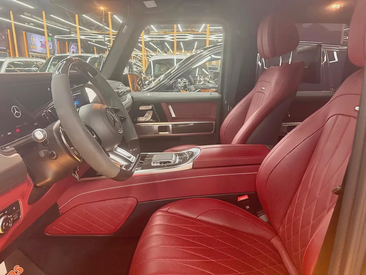 MercedesBenz G Class G63 AMG - Double Night Package - V8 Bi Turbo -2025 - European specs
Mercedes B-8-8