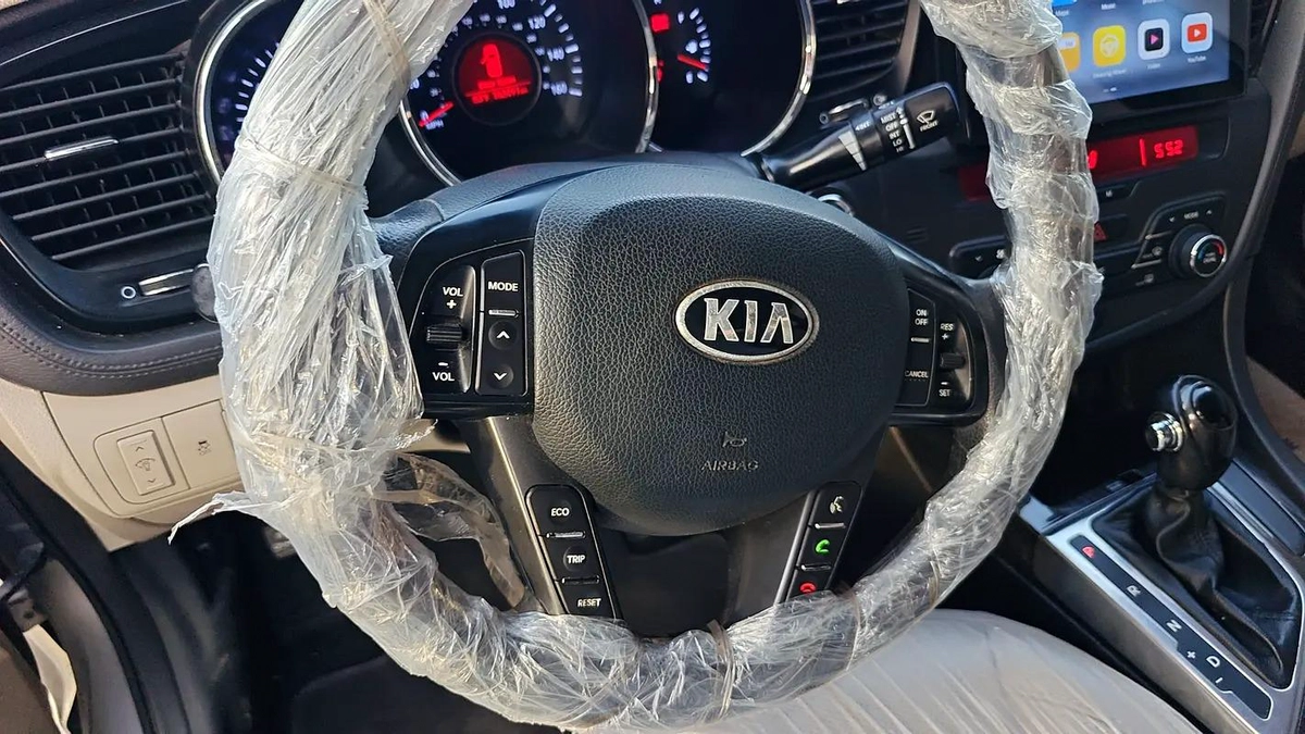 Kia Optima S 2013 - American Specs