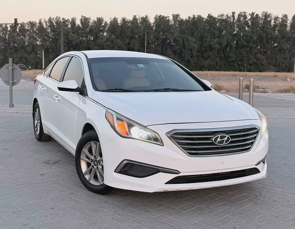 2016 Hyundai Sonata SE - American Specs - Well Maintained