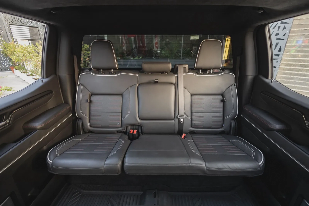 GMC Sierra 1500 2025