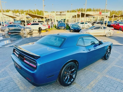 2021 Dodge Challenger SXT-6