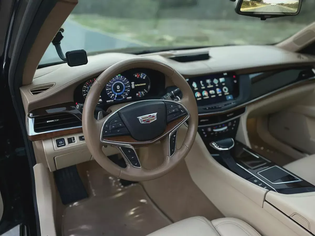 Cadilac CT6 3.0TT 2017 GCC original paint-6-6