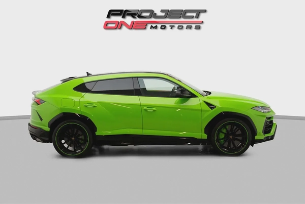 2021 LAMBORGHINI URUS