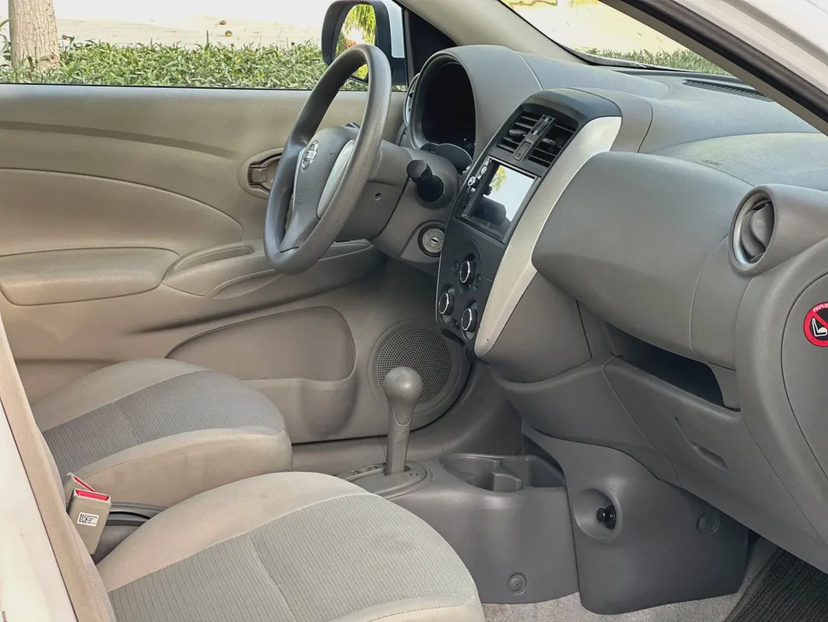 Nissan Sunny 2023 SE | GCC Specs | Low Mileage-6-6