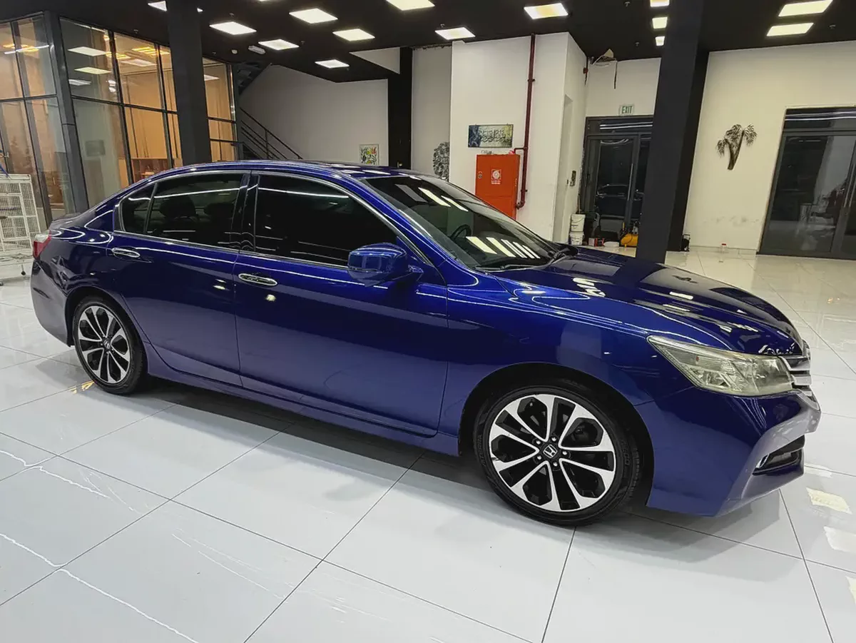 2015 Honda Accord Sport GCC Specs-2-2