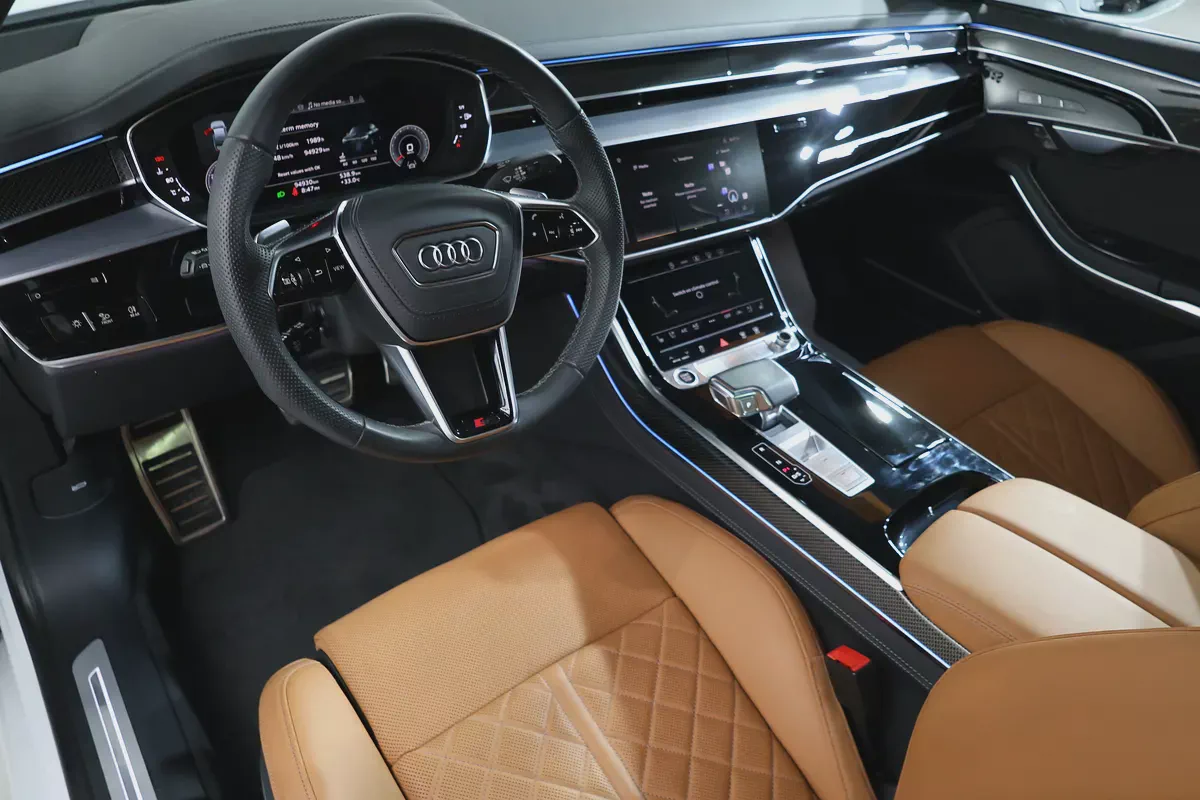 2024 Audi A8 L 55 TFSI quattro | GCC Specs | Brand New-7-7