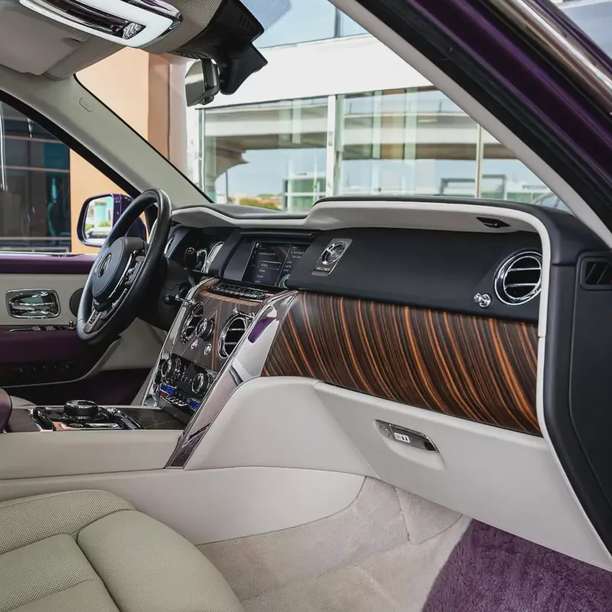 2019 ROLLS ROYCE CULLINAN SILVER BADGE GCC DONE 78,000KM-2-2